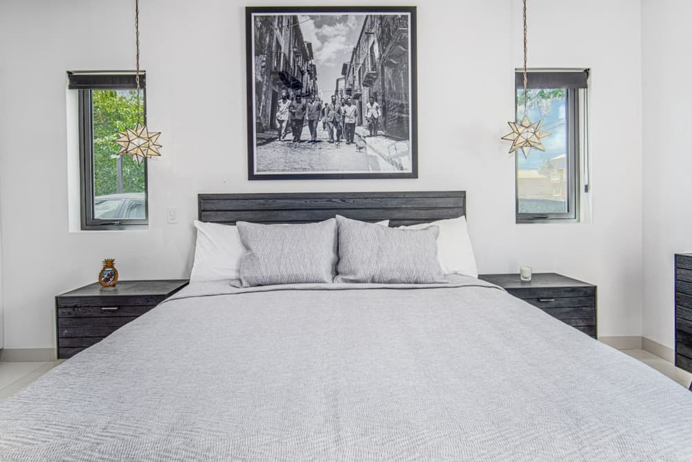 Onyx by Blue Sky Luxury