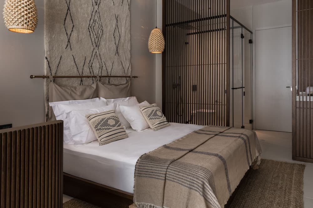 Now VX - Adults Only