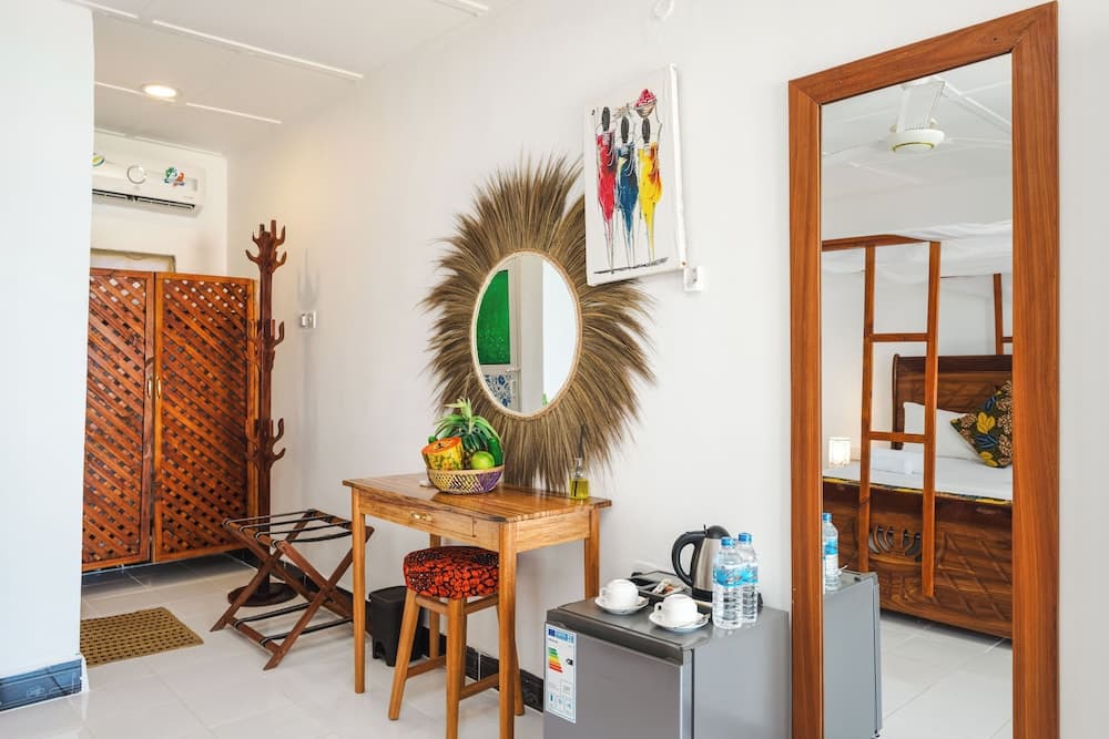 Zenobia Beach Resort