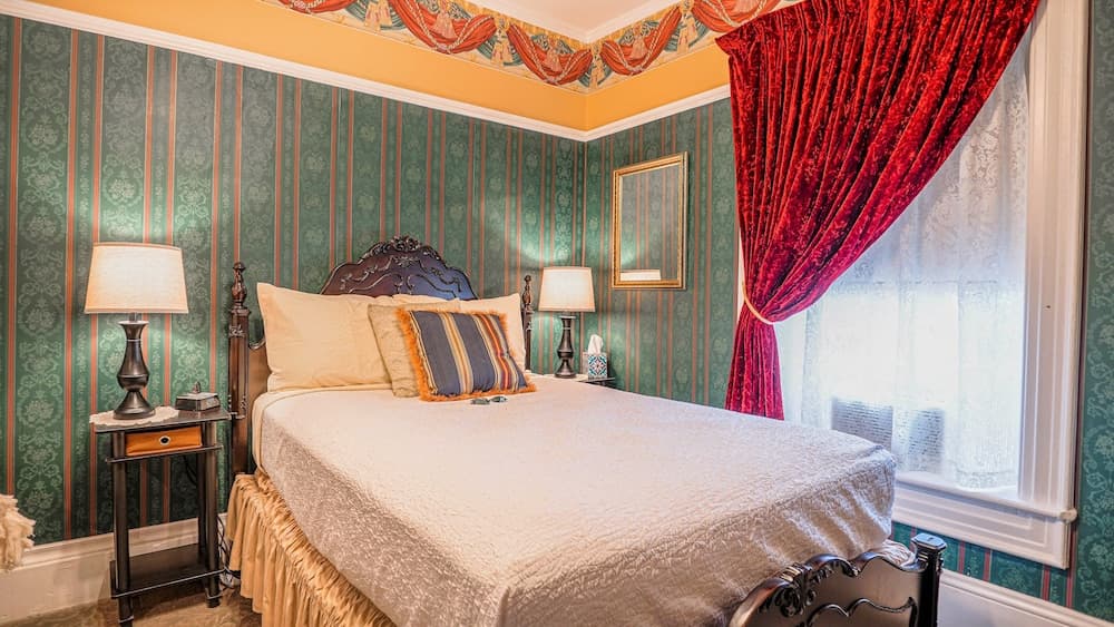 Heber Senator Bed and Breakfast