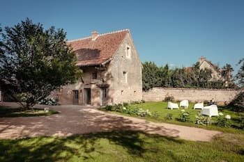 Clos des Dames de Lancharre - Gîte la Porterie