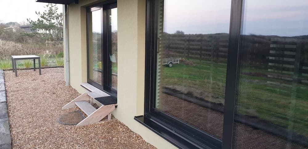 Impeccable Studio in Ouddorp 400m From th