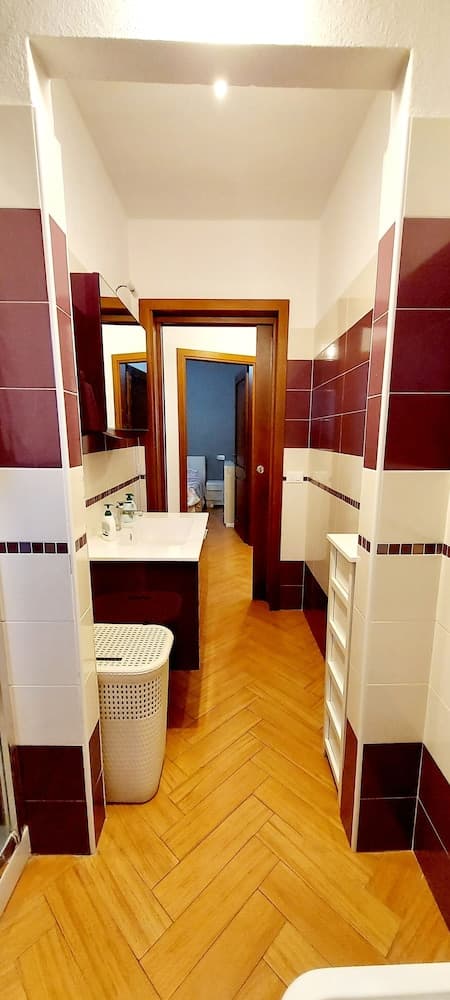 Villa a Stones Throw From the sea