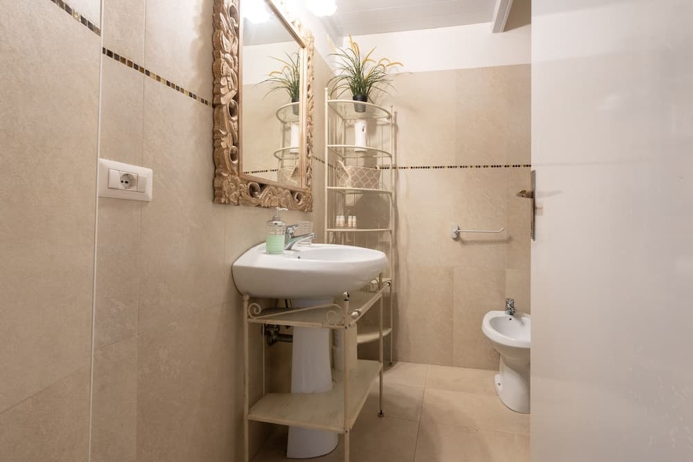 Close to San Pietro and Castel S Angelo Loft Gianicolo