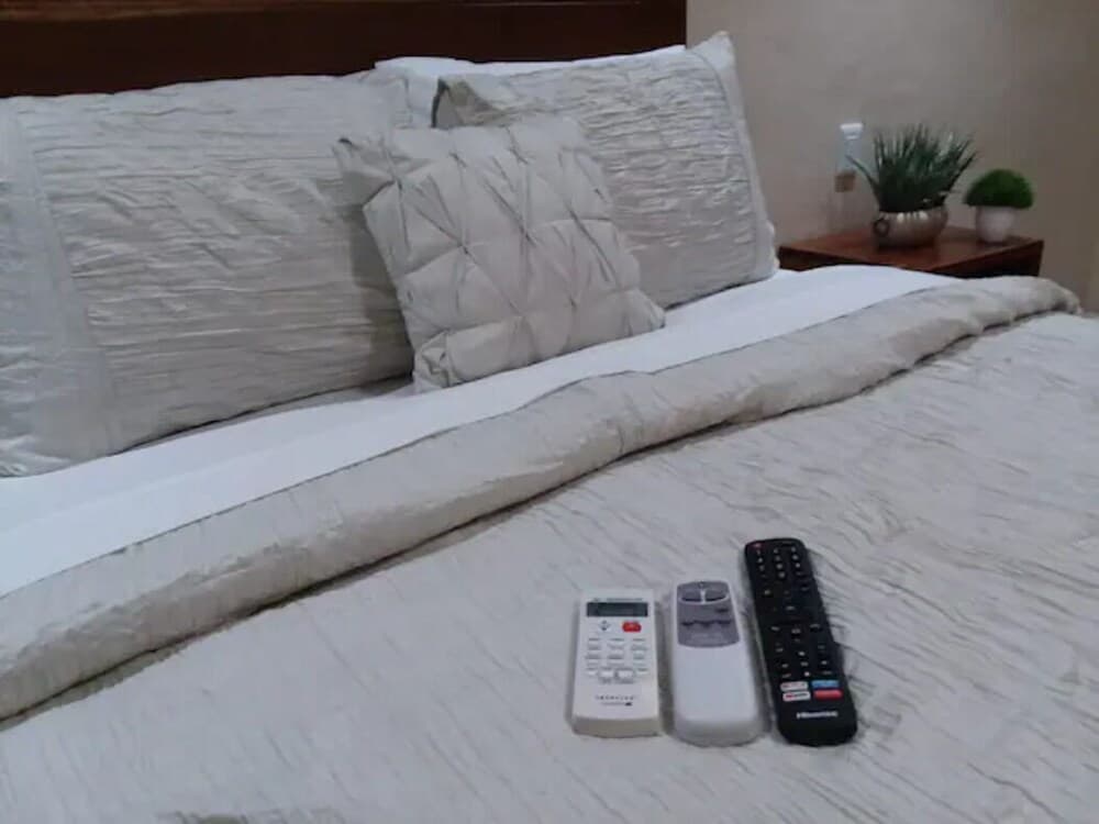 One Extra Free Night Staying 3 Nights Intl Chef & Yacht - Brekky Available