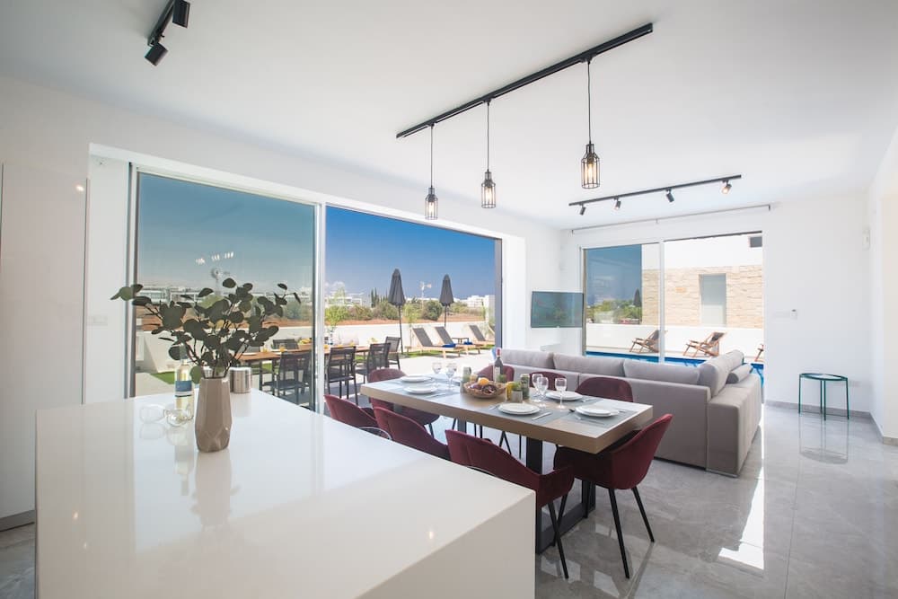 4 Bedroom Villa in Protaras Center - Protaras Vie Bleu Villa Vb3