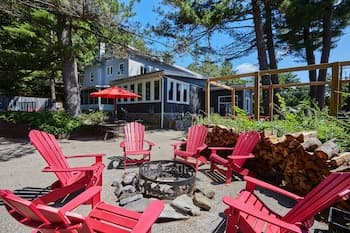 3 Pines Lodge Muskoka