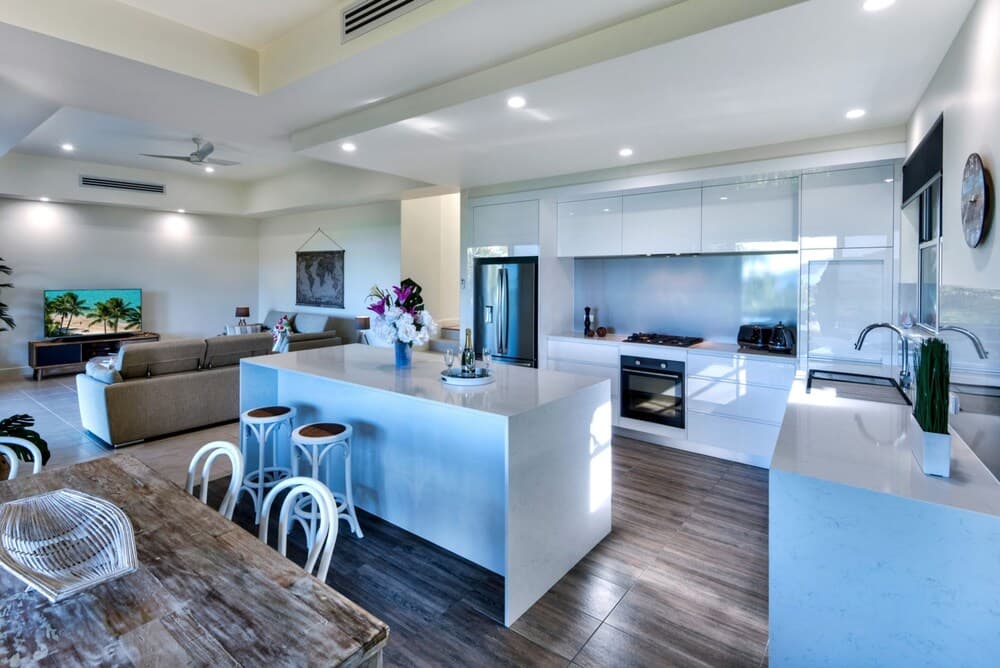 La Bella Waters 5 Oceanview BBQ Buggy