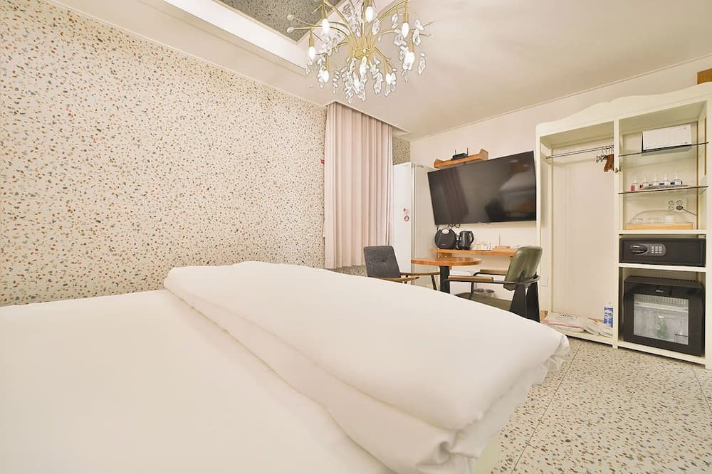 Hotel February Dongdaegu