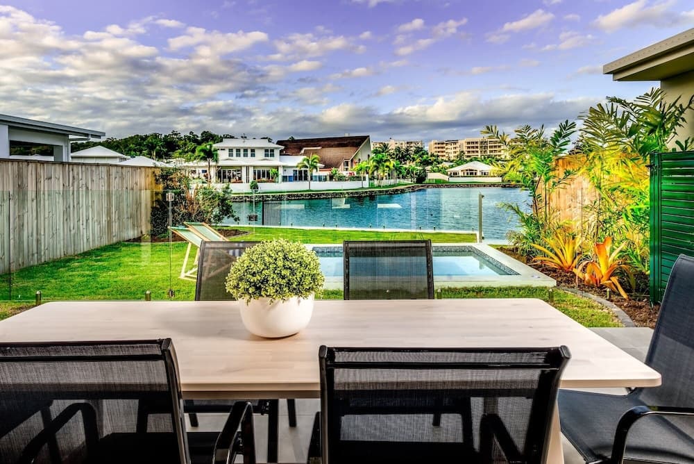 Blue Lagoon Villa A in Trinity Beach