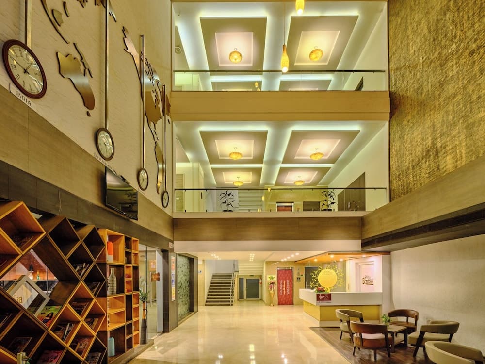 Pride Biznotel Manjusar