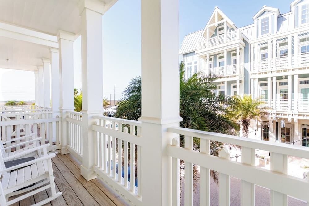 Dolphin Destiny TC 5102