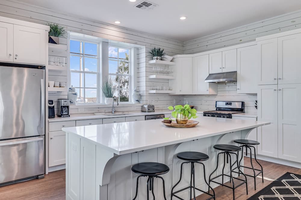 One Particular Harbor 119 FI