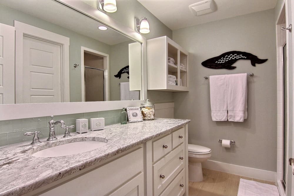 Latitude Adjustment TC 3305