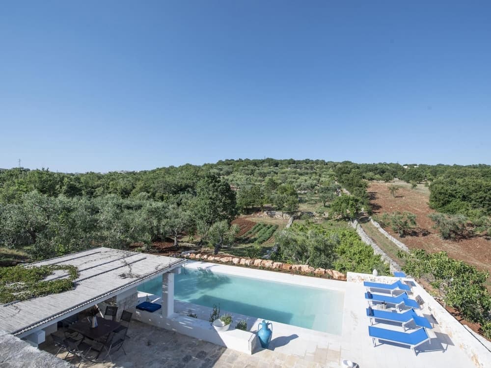 Trulli Cortese con Piscina a Cisternino