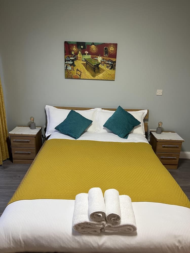 SS- Penthouse Lux Suite