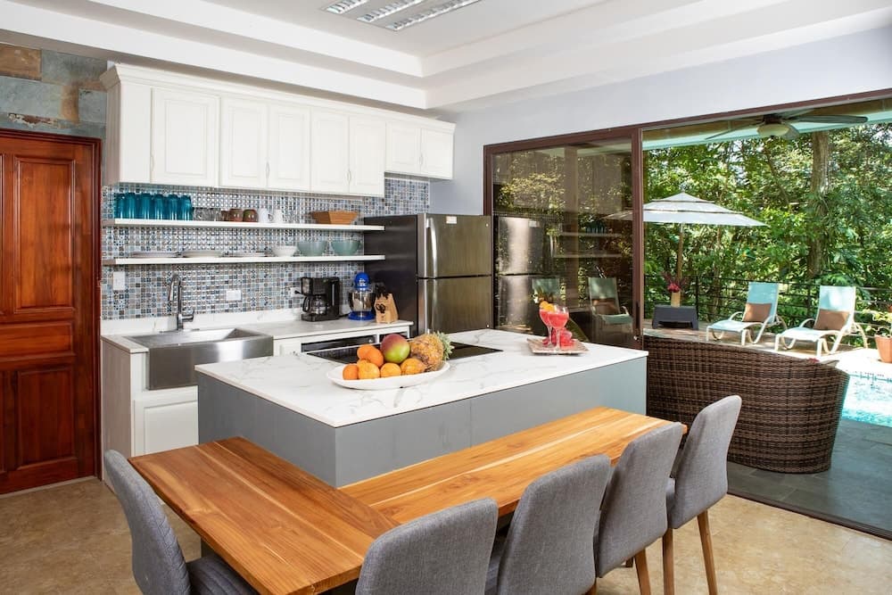 Rainforest Gem 2BR Aracari Villa With Private Pool AC Wi-fi