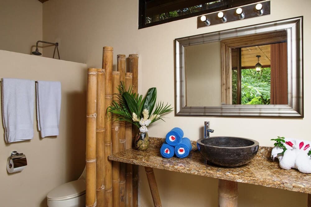 Bali Inspired Casa Cascada w Jungle Views Wi-fi Private Pool ac