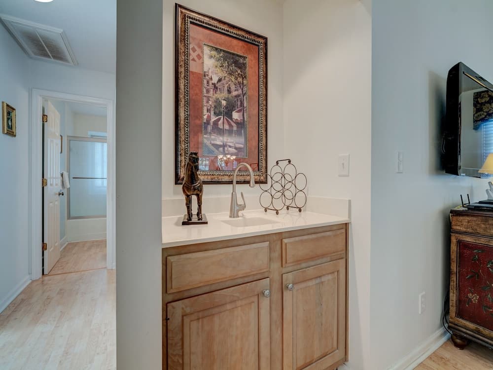 Evian by Hilton Head Retreats