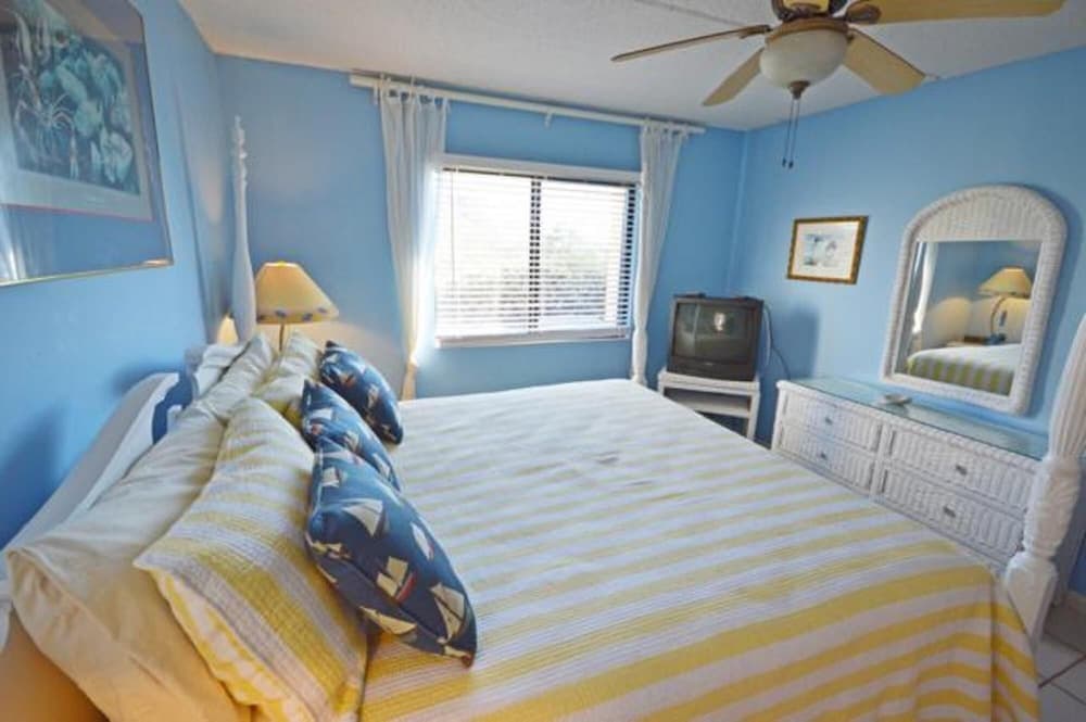 Unit 5124 - Ocean Racquet Club