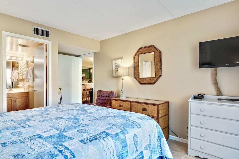 Unit 5115 - Ocean Racquet Club