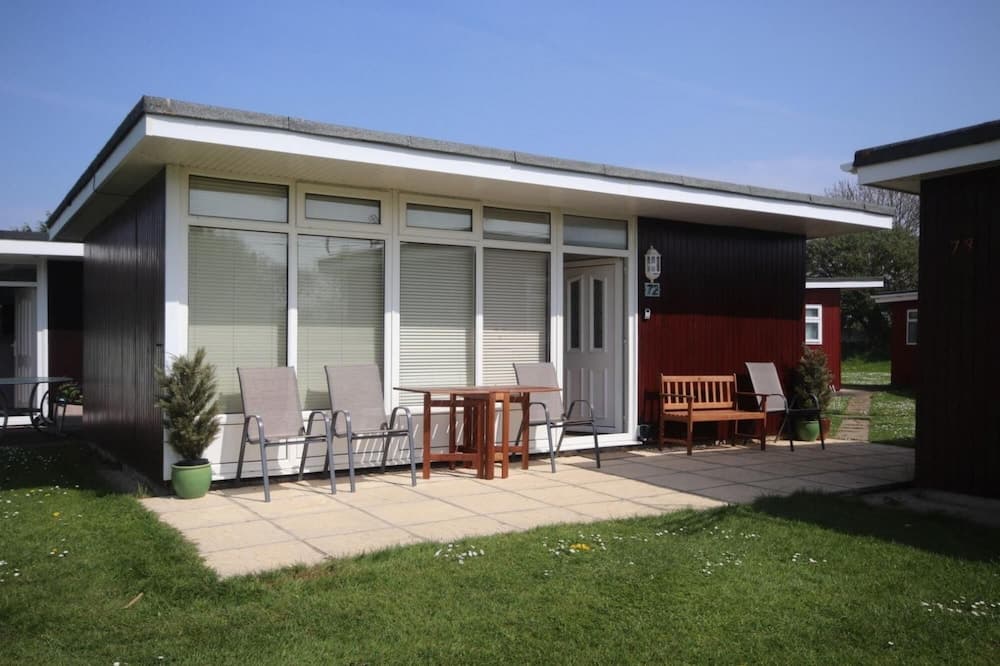 72 Granada Selsey Country Club 2 Bedroom Chalet