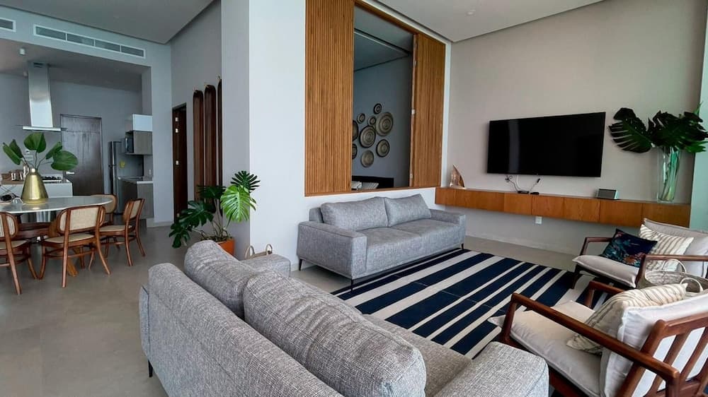 Harbor Puerto Vallarta 14003