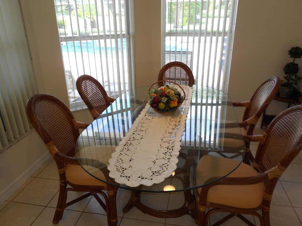 Sunset Hideaway Villa Louise 3 Bedroom Home by RedAwning