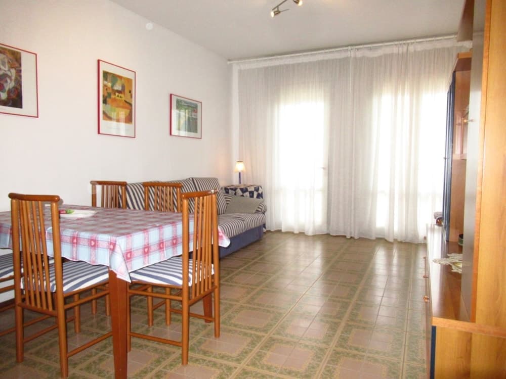 Luminous Apartment With sea View Terrace