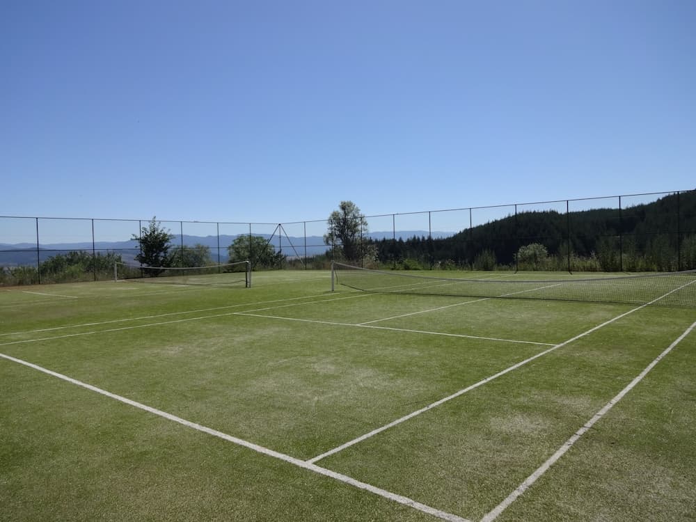 Two-bedroom Villa in the Beautiful Pinerose Resort