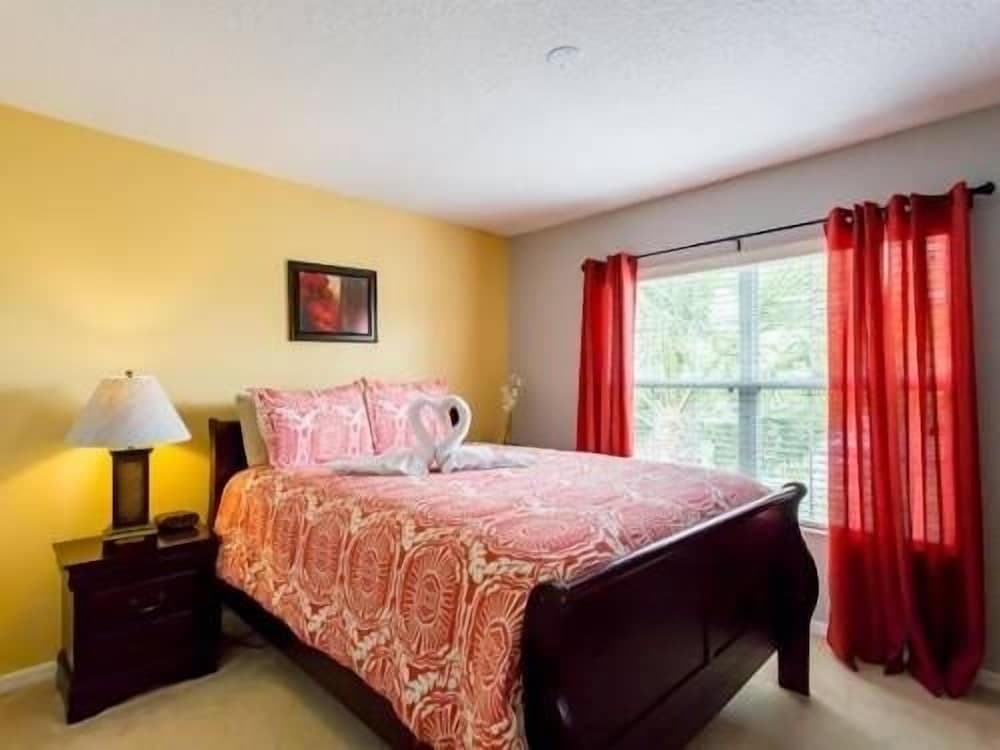 This 7 Bedroom Vacation Home Only Mins to Disney 7 Villa by Redawning