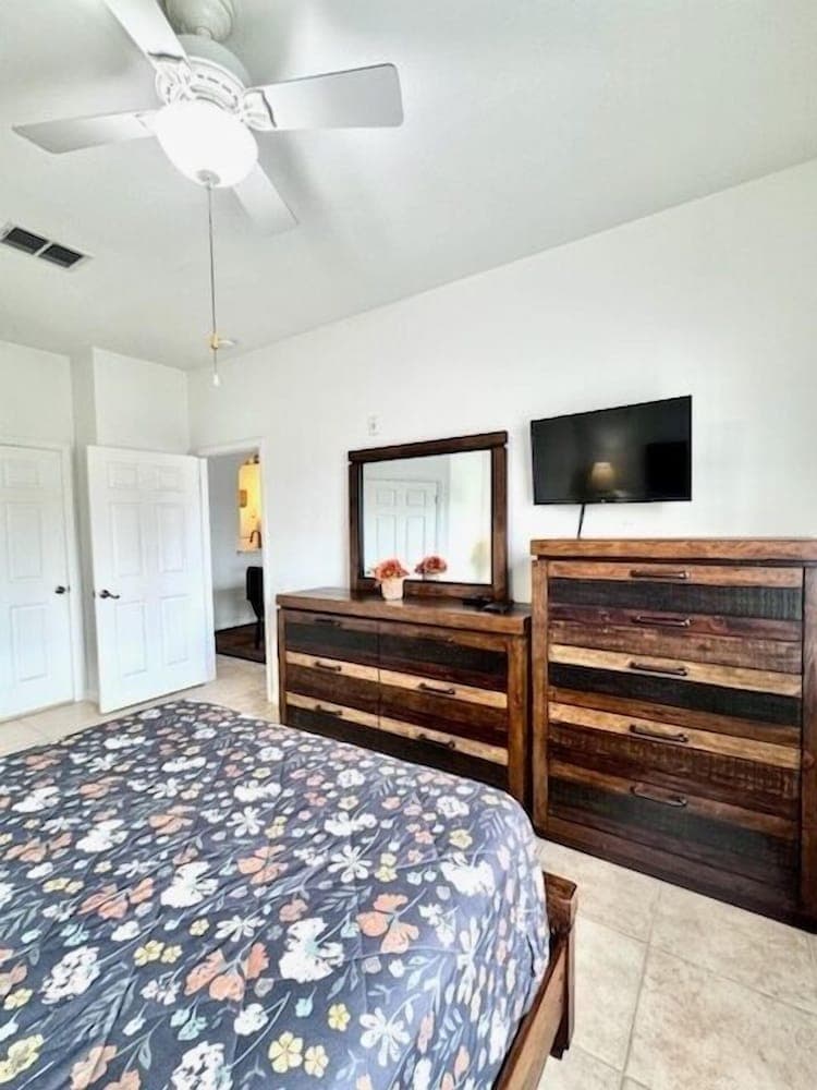 Amazing Resort 2 Bed Condo Close To Disney 2 Bedroom Condo by RedAwning