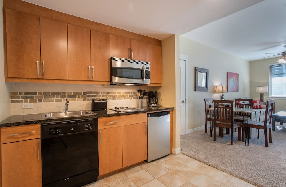 Fraser Crossing/Founders Pointe, Condo | 2 bedroom King Beds & Washer/Dryer (Premium Rated Condo 4449)