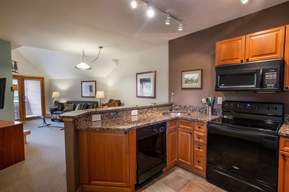 Zephyr Mountain Lodge, Condo | 2 bedroom Continental Divide Views (Select Rated Condo 2608)