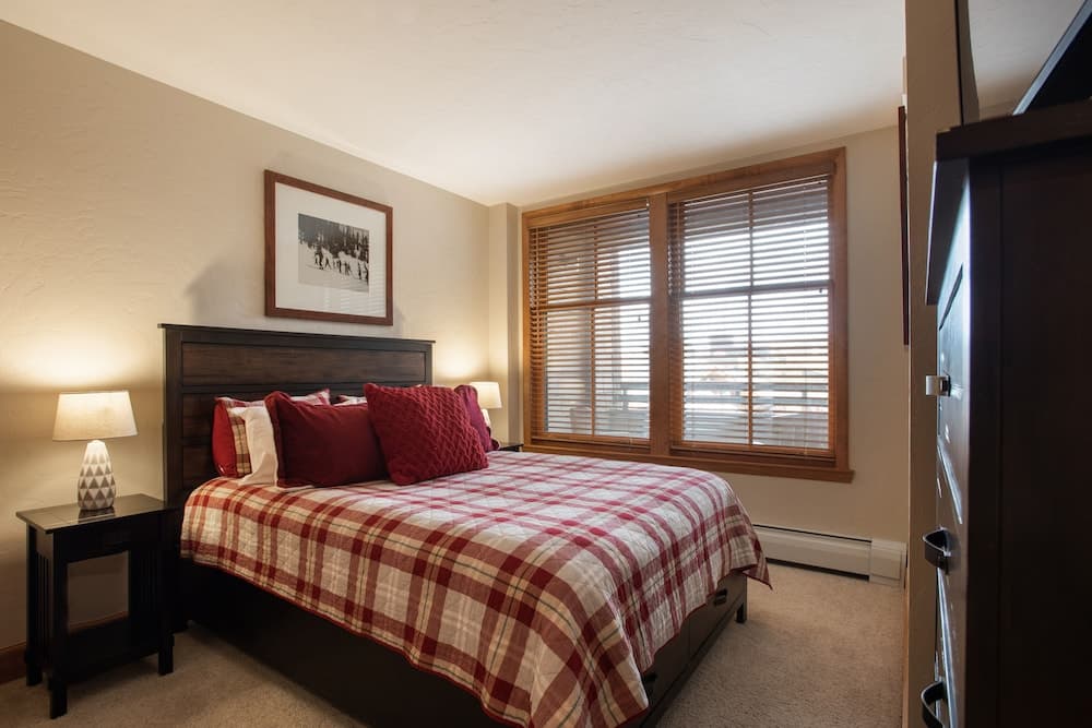 Zephyr Mountain Lodge, Condo | 1 Bedroom - (Premium-Rated Condo 2319)