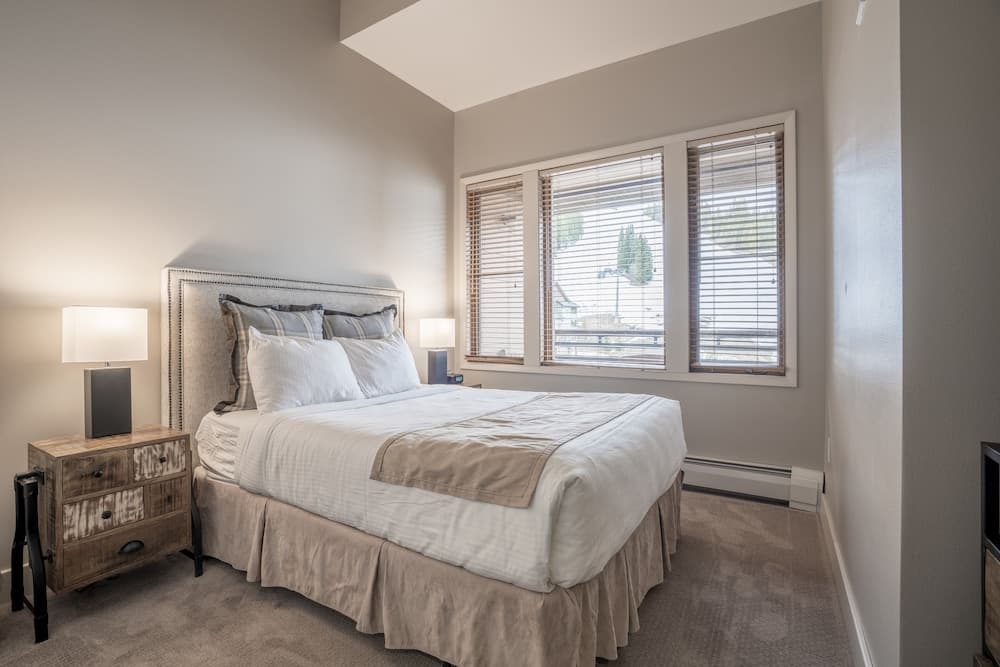 Zephyr Mountain Lodge, Condo | 1 Bedroom - (Premium-Rated Condo 2319)