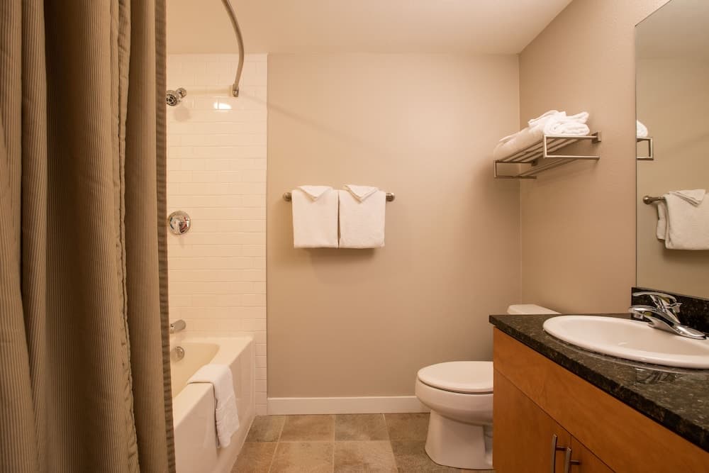 Fraser Crossing/Founders Pointe, Studio Apartment (Premium-Rated Condo 3320)