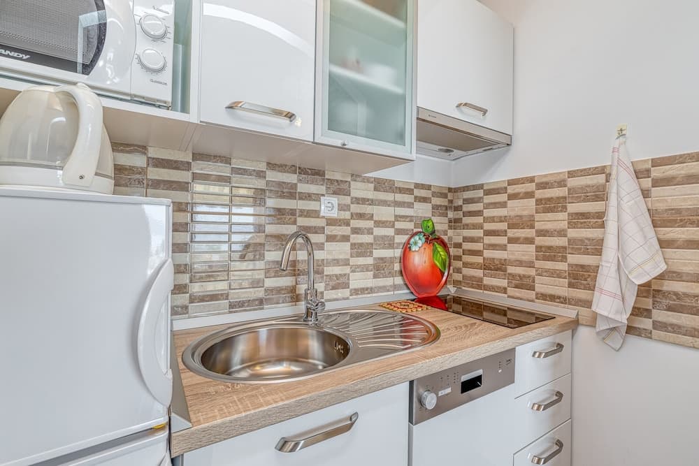 Brač Island Studio Mladineo A1