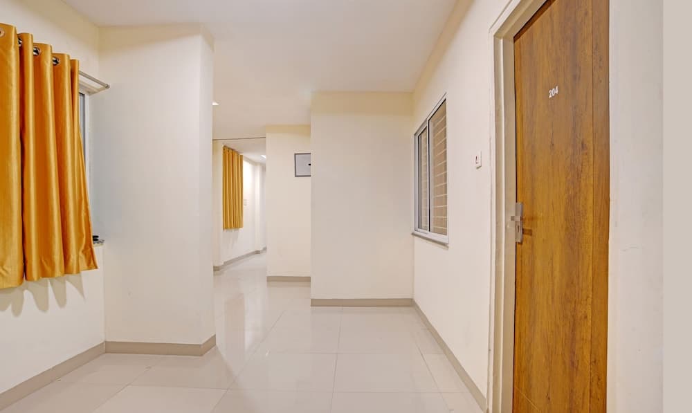 Treebo Trend Royal Empire Indore