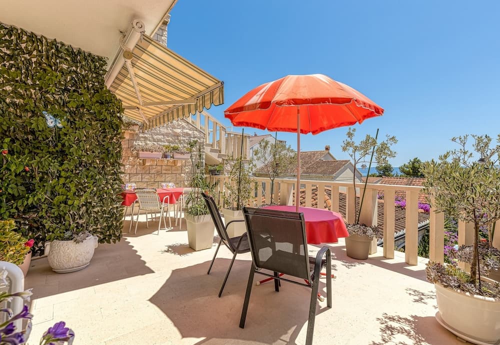 Brač Island Suite Mladineo A4