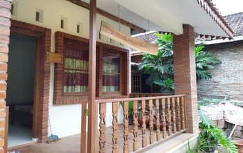 Borobudur Kampung Homestay - M Maslah