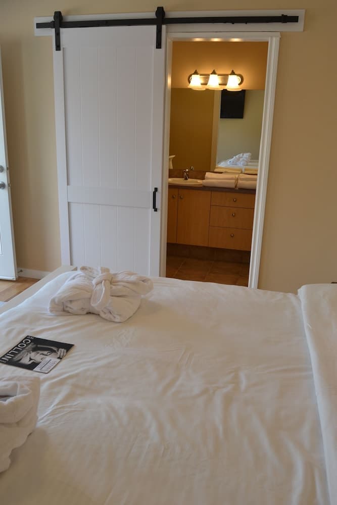 Salish Bed & Breakfast and Spa