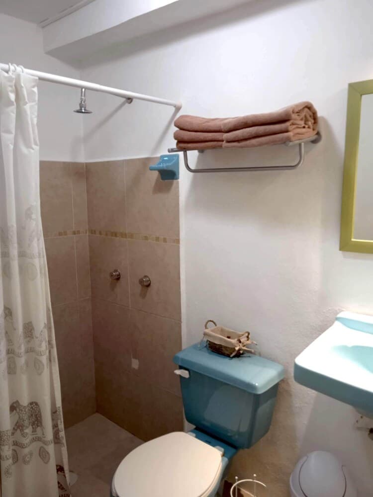 Room With Private Bathroom, Air Conditioning, Wi-fi Downtown Cancun