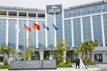 Songlam Waterfront Hotel - 藍江酒店