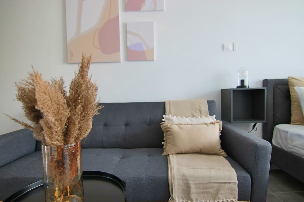 Phaedrus Living Seaside Flat Athina 117