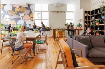 Selina Central, Melbourne