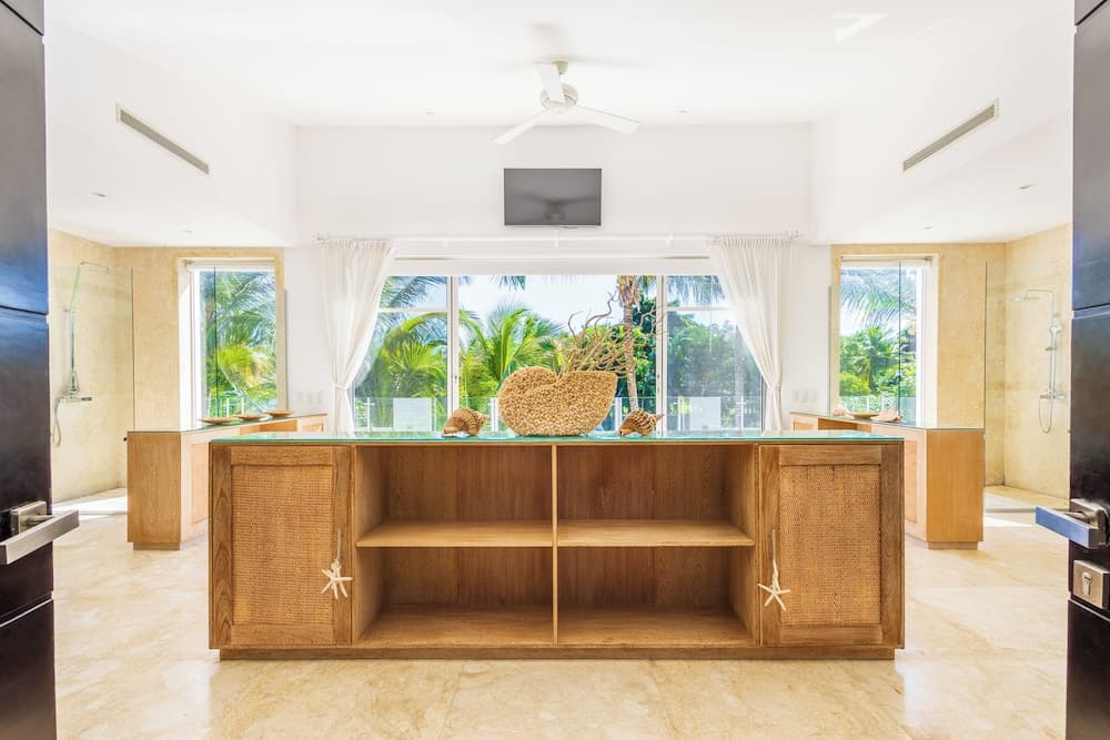 Luxury Villa Waterfall - Pool & BBQ