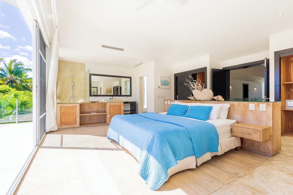 Luxury Villa Waterfall - Pool & BBQ