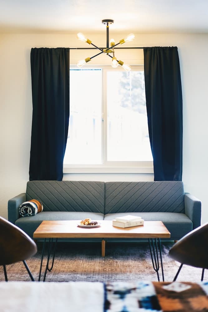 Jackalope Motor Lodge