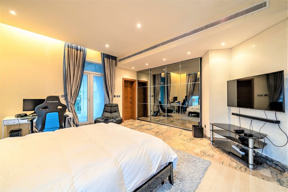 Ultimate Luxury sea Front Villa With Private Pool Palm Jumeirah